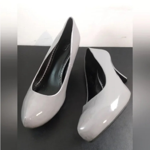 Ariat Girls English Cruiser Leather Camel & Pink Color Slide On Moccasin Sz 8.5 - Picture 2 of 3